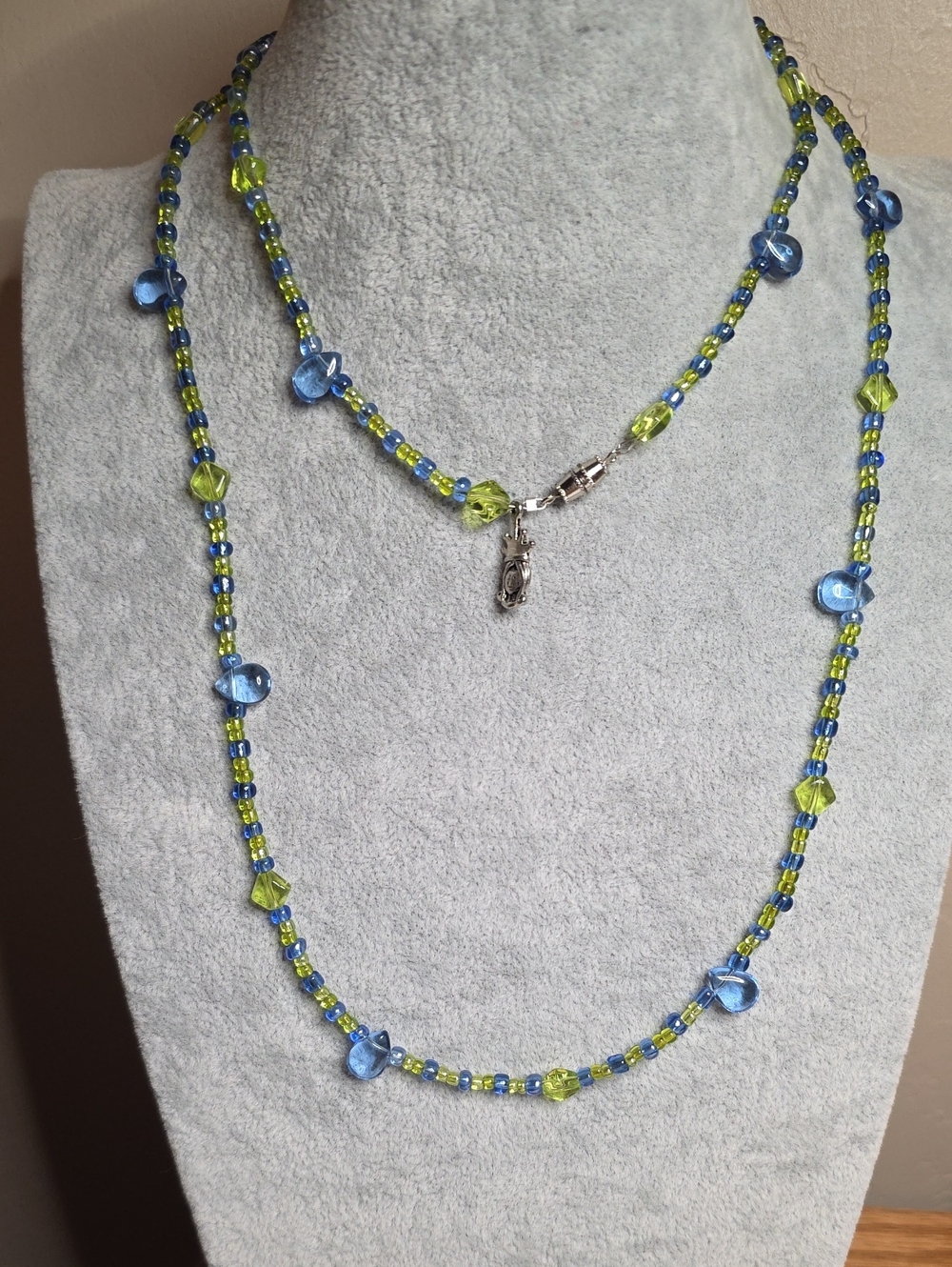 Green & Blue Glass Bead Single Strand Necklace with Bead Queen Charm